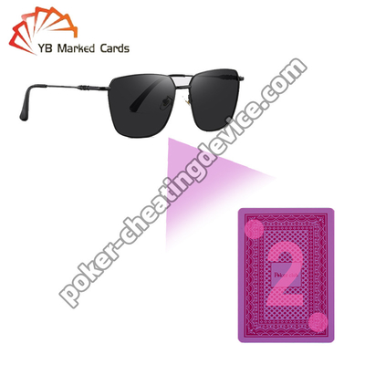 Une carte invisible, des lunettes de soleil infrarouges, votre arme secrète au poker.